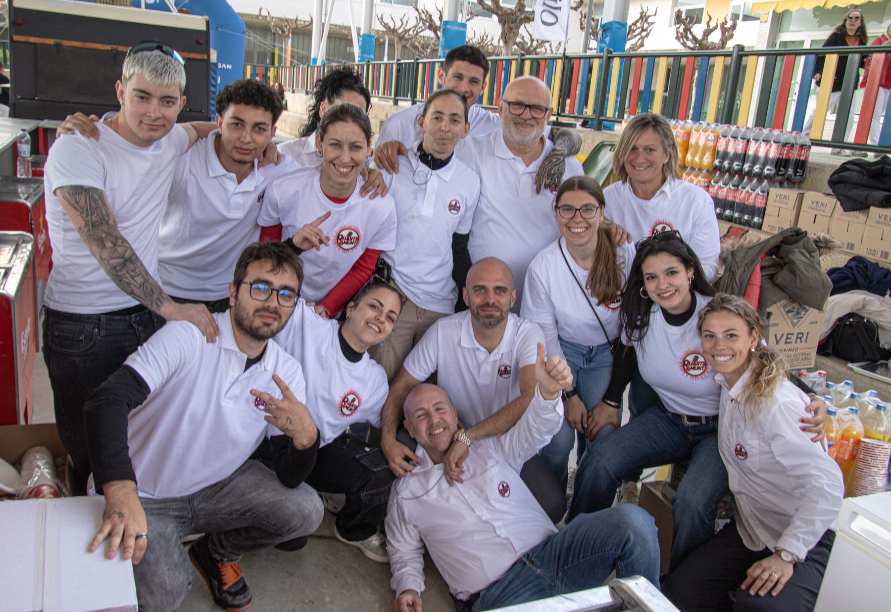 Part de l'equip amb els voluntaris d'una diada